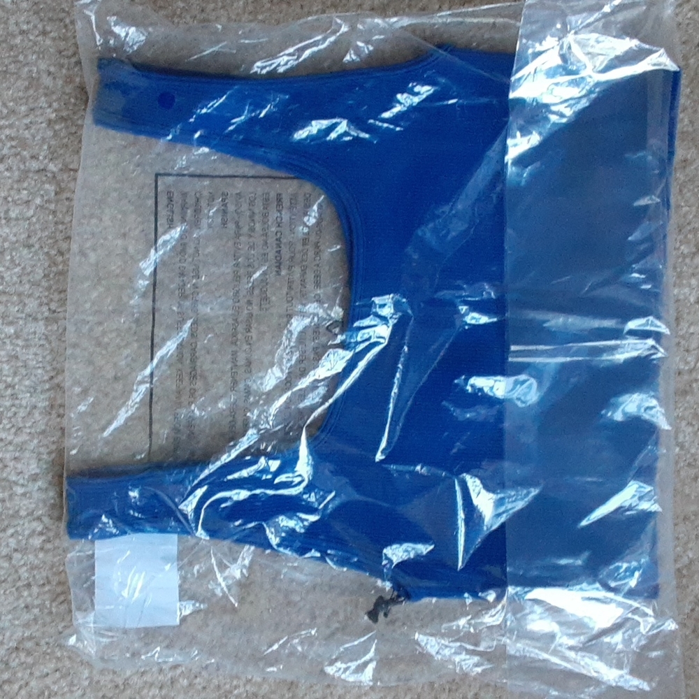 Set Active Small Sculptflex Box Cut Bra in Strike